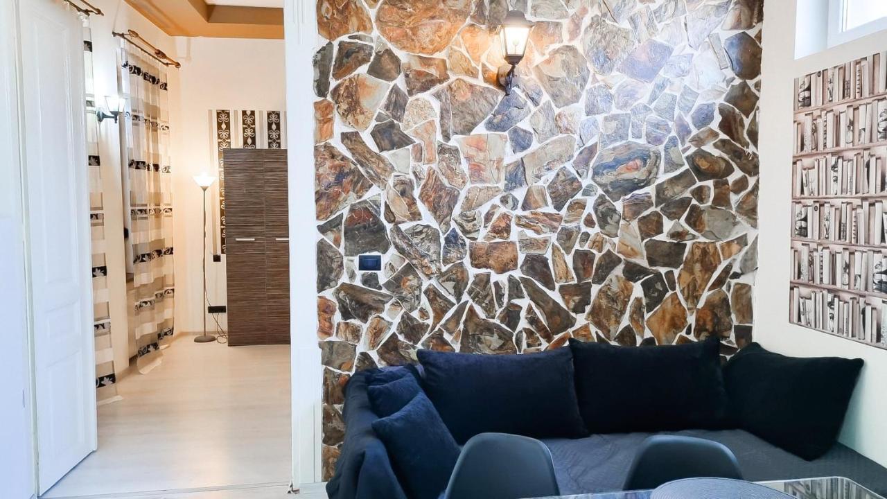 Simi Central Apartment Oradea Extérieur photo