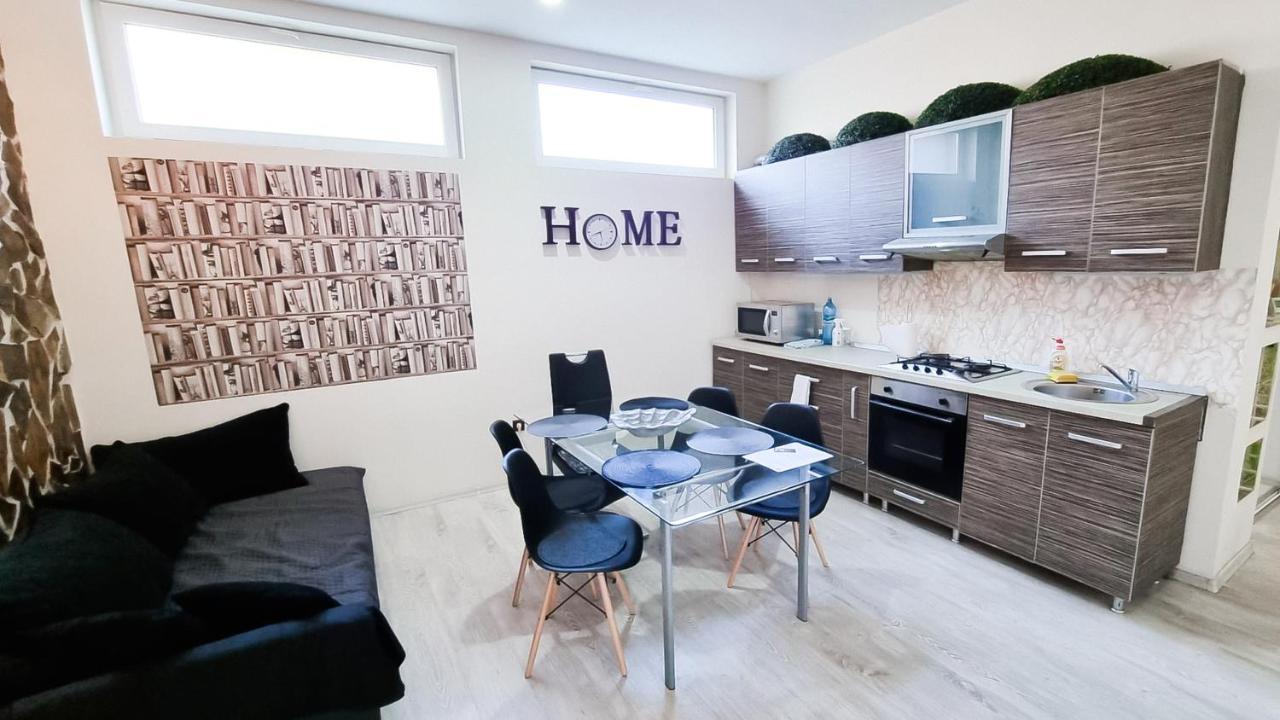 Simi Central Apartment Oradea Extérieur photo